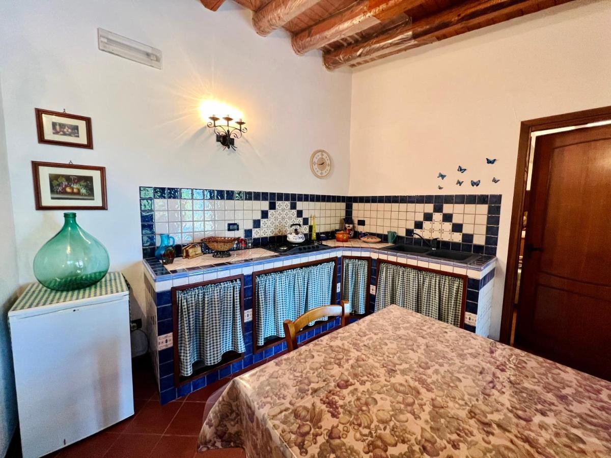 Villa Talia Carini Esterno foto