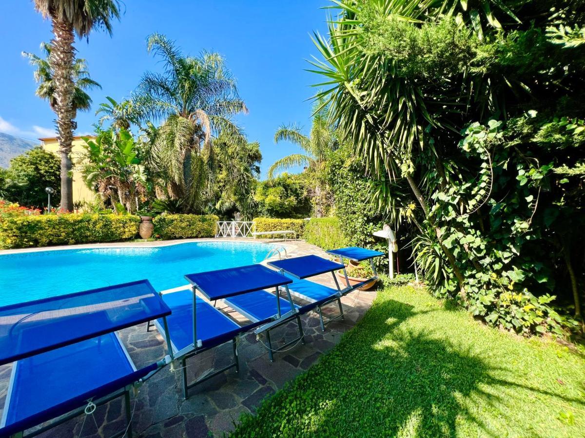 Villa Talia Carini Esterno foto